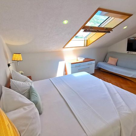 Villa Mira Bol Zimmer foto